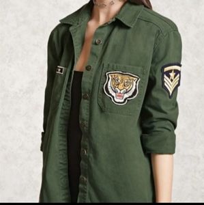 Shirt / jacket with 4 patches 💛